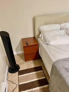 Z & Z Apartment 2 - Newark - 7