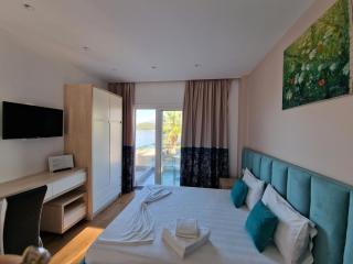 Seaside Hotel - Himarë - 8