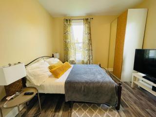 Comfortable and Convenient Apartment in Central Niagara - St. Catharines - 5