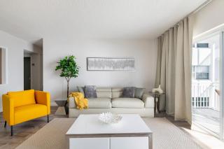 Oceanfront Beach House, Satellite Beach - Satellite Beach - 3
