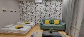 Studio 4 Apartment in the Party District - 7