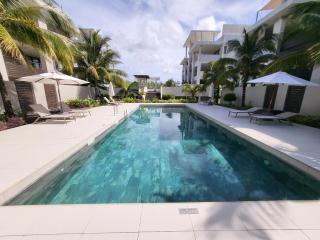 Beachwalk Deluxe Apartment - 50 steps to the beach - 0