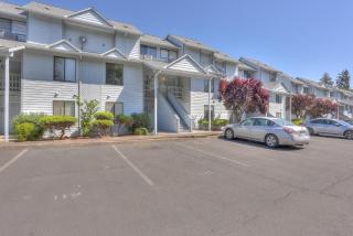 Toro Bravo Condo 5 Minutes Drive to World Class Kitting and Windsurfing Beaches condo - Hood River - 0