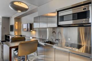 Strip View Luxury Studio No Resort Fee Palms Place - Las Vegas - 4