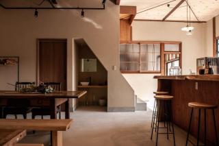 entohouse BAR&GUESTHOUSE - - 3