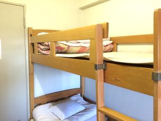 Shodoshima Olive Youth Hostel - 7