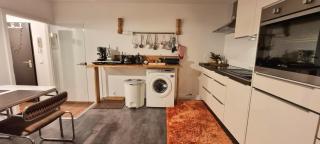 "Su Casa" Apartment Deluxe - with private underground parking space, near the botanic garden & university - 5