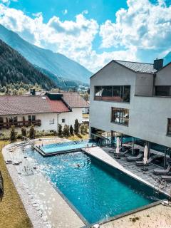 All-Suite Resort Ötztal - Oetz - 5