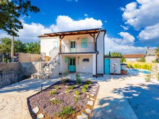 Holiday Home Paesana Heritage House by Interhome - Vrbnik - 0