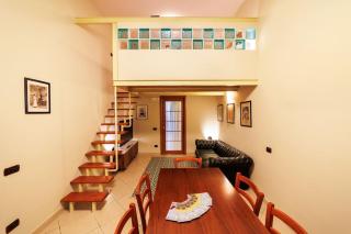 The San Gregorio Armeno Apartment By HouseinNaples - Nápoles - 3
