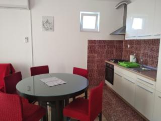 Apartments Sara & Kike With Sea View - Brodarica - 2