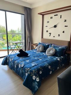 Timurbay Seafront Seaview & Poolview Suite with Wi-Fi - Kuantan - 7