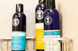 Modern, cozy flat close to Clapham and Battersea, London - Pass the Keys - London - 3