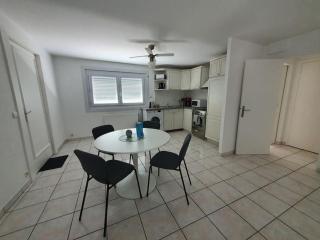 Charmant appartement au rez de jardin d'une maison - 6