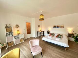 Nihal, Studio proche Zenith avec parking et balcon - Caen - 1