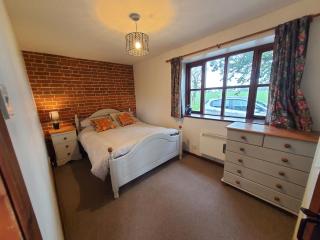 Cosy Rural Barn Conversion 5 Min Drive To Pin Mill 1 BR + sofa bed - 3