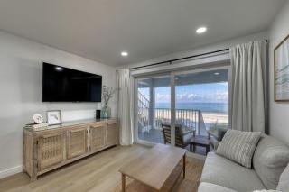 Beautiful Beachfront Retreat - Clearwater Beach - 0