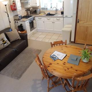 The Beehive - Self catering in the heart of the Forest of Dean - Whitecroft - 3