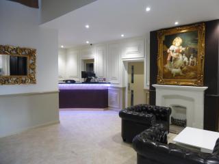 Dreams Hotel - Barking - 9