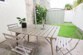 Belle maison à Saint Cybard -Fibre,Jardin - 4