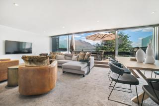 Luxury Penthouse P2 - Queenstown - 7
