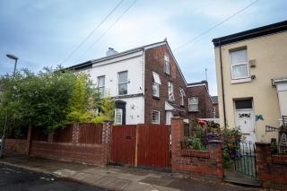 Holly Room - Liverpool - 6
