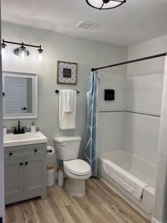 Guest Suites 1996 #2 - Fresh 1 bedroom 1 bath Suite - Idaho Falls - 4