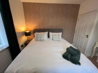 Modern & retro two bedroom apartment in Barnsley - Barnsley - 3
