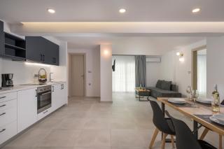 Quarters Luxury Apts - Chania - 4