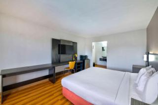 Motel 6-Gainesville, GA - Gainesville - 7