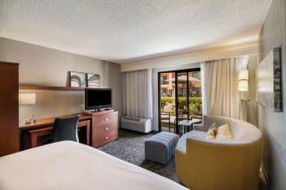 Sonesta Select Huntington Beach Fountain Valley - 4