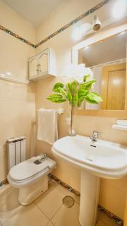 Bonito y acogedor apartamento pleno centro junto Catedral - Granada - 6