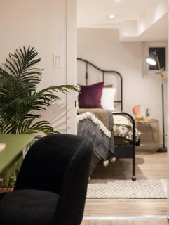 Professionally Designed 1-Bedroom in Prime Toronto - 8