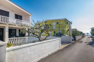 Apartments by the sea Vir - 18586 - Vir - 8