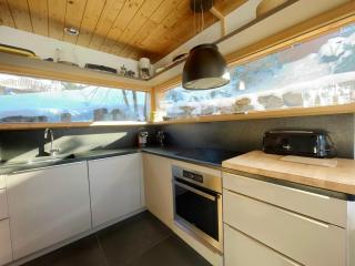 Chalet indépendant 8 pers, déco moderne, proche centre et remontées, terrasse sud-ouest - FR-1-572-32 - 1