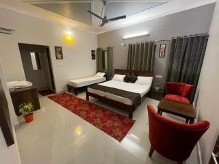 Shreem Homestay - Dehradun - 8