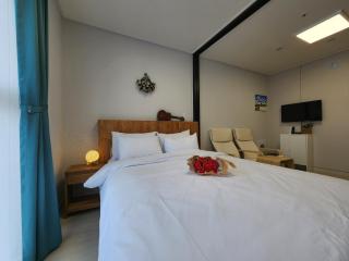 Wellstay hotel Incheon - 9