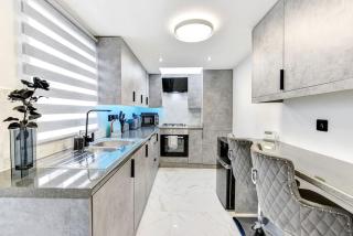 Beauty Close to Coast, Stunning interior, By Air Premier - Newhaven - 2