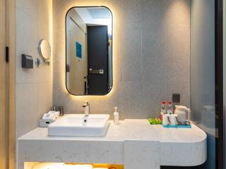 LanOu Hotel Shanghai Sheshan National Forest Park Happy Valley - Songjiang - 9