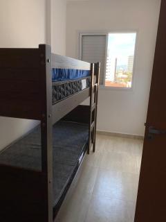 Apartamento Praia Grande, Pé na areia, vista ao mar, próximo a feira de artesanato caiçara. - Praia Grande - 4