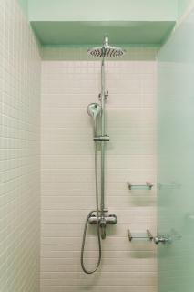 Central and Comfy with Private Balcony and Rooftop Access - CT3 - 1