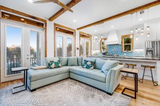 Seahorse Stables - 3