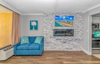 Immaculate Oceanfront King Suite! Completely Updated! - Caravelle Resort 1414 - Sleeps 2-3 Guests! - Myrtle Beach - 7