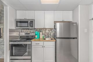 Immaculate Oceanfront King Suite! Completely Updated! - Caravelle Resort 1414 - Sleeps 2-3 Guests! - Myrtle Beach - 2