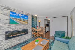 Beautifully Updated Direct Oceanfront King Suite - Monterey Bay 1035 - Sleeps 6 Guests! - Myrtle Beach - 4