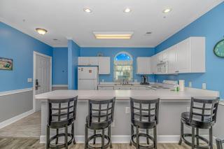 Spacious 2 bed 2 bath Golf Course Condo - Perfect for 6-8 Guests! Magnolia North Unit 201 - Myrtle Beach - 3