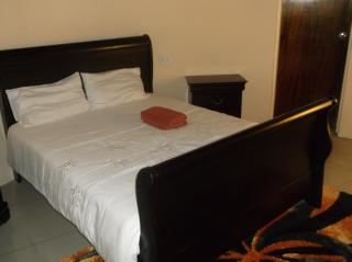 Stone Crescent Hotel - 1