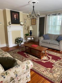 Historic Rosemont Manor - 1