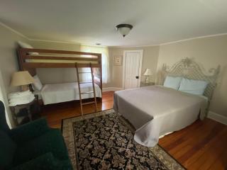 Historic Rosemont Manor - Berryville - 2