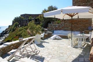 Romantic and cozy house on the waterfront in Koundouros, Kea - 5